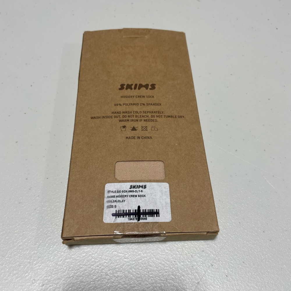 NWT Skims Hosiery Crew Socks Clay Size S
